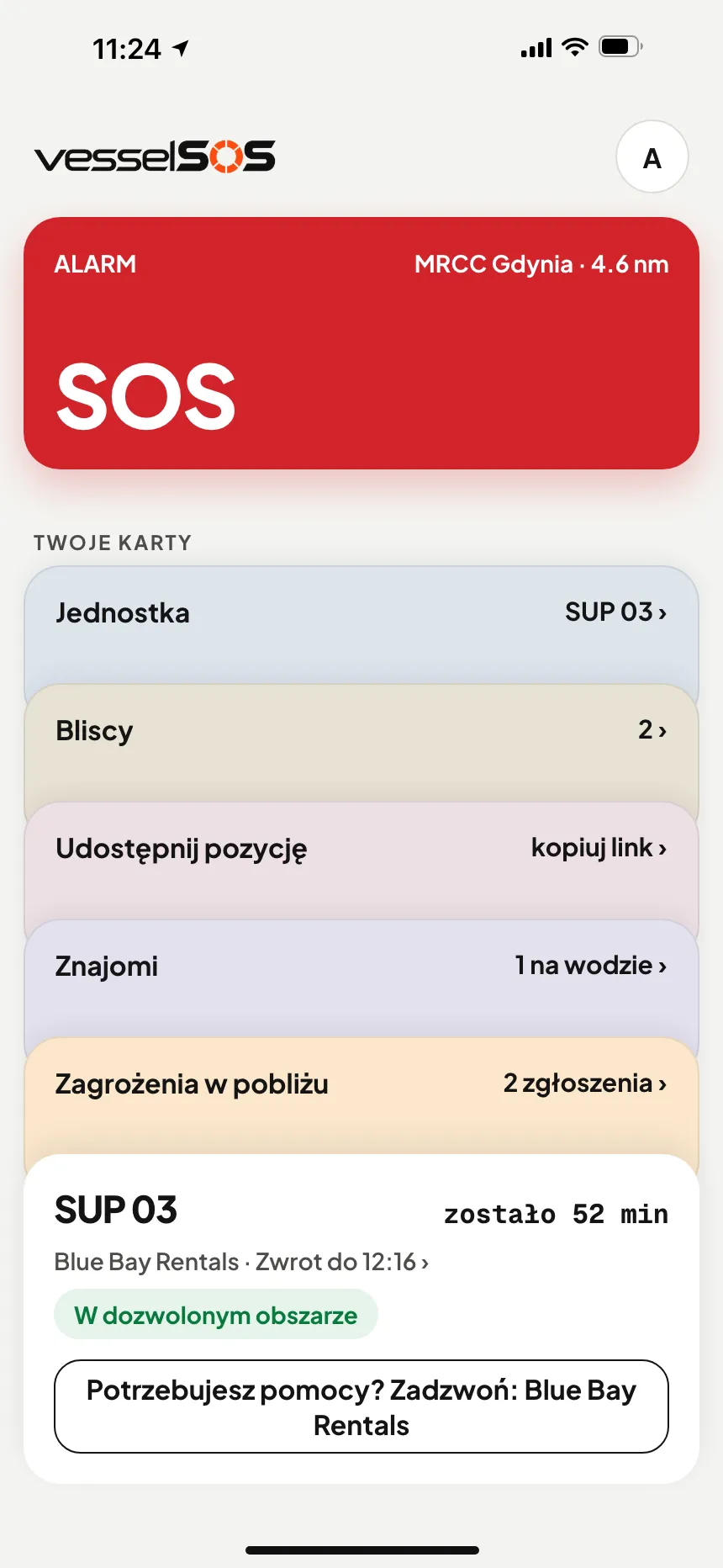 Aplikacja VesselSOS na wodzie: rejs w toku, powrót o 12:30, Blue Bay Rentals i Sam widzą rejs na żywo