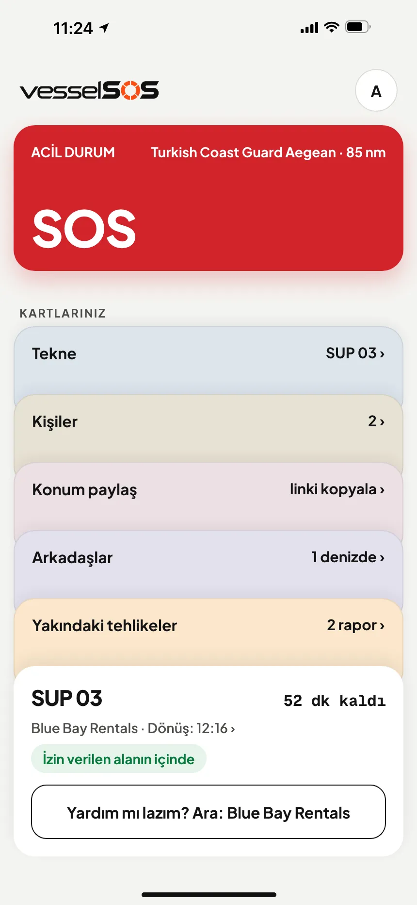 Denizdeki VesselSOS uygulaması: sefer sürüyor, dönüş 12:30, Blue Bay Rentals ve Sam seferi canlı izliyor